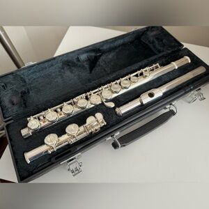 YAMAHA Flute 221